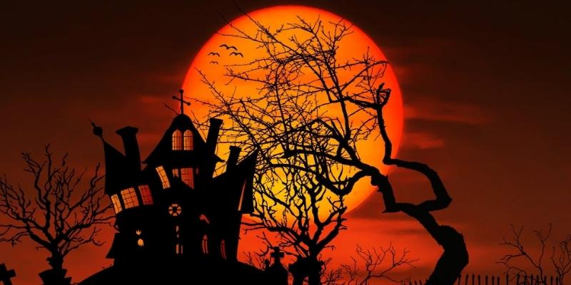 Nằm mơ thấy trăng máu đỏ rực xuất hiện trong giấc ngủ